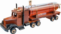 Tir z cysterną Brandy 40% 0,5L  drewniany